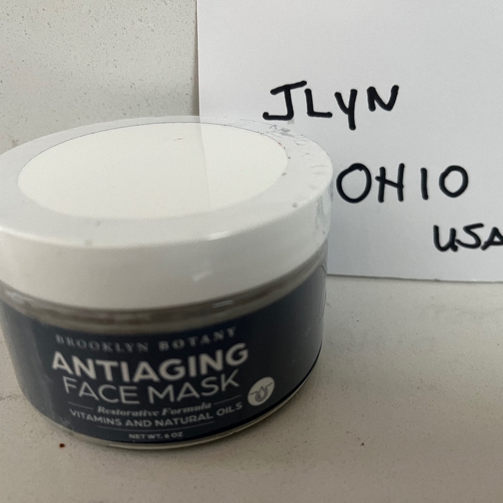 NWT Brooklyn Botany anti-aging face mask 6 ounces